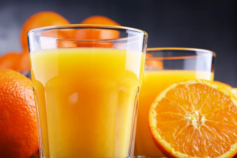 Setor de suco de laranja do Brasil pode perder até R$ 1,1 bi com tarifaço, diz CitrusBR