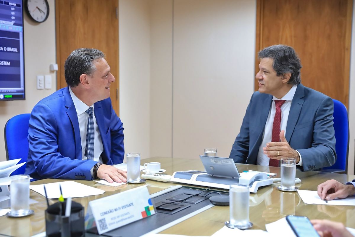 Encontro dos ministros Carlos Fávaro e Fernando Haddad nesta quarta-feira, 9 - Foto: Guilherme Martimon/Mapa