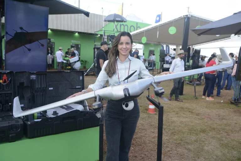 Expositores focam na oferta de veículos elétricos na Agrishow