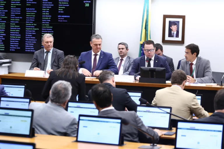 Fávaro descarta prorrogação de dívidas rurais para todo o Brasil