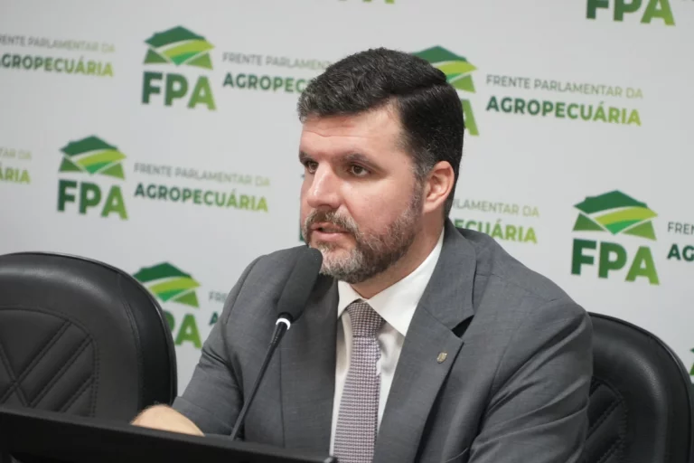 “Duro golpe”, diz Lupion sobre corte de 42% no orçamento do seguro rural