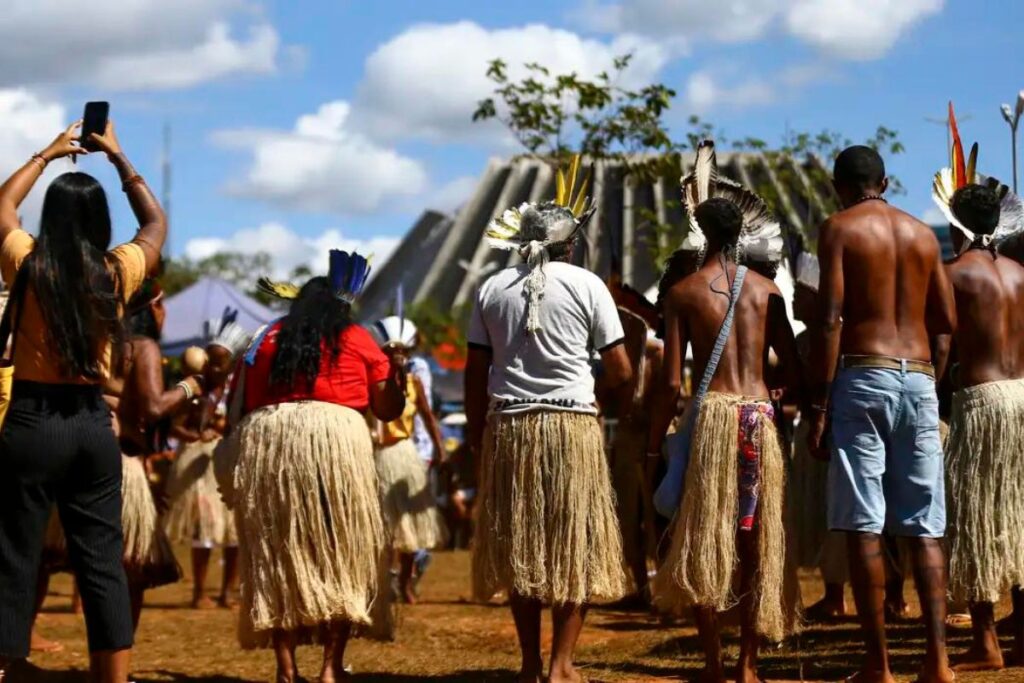 indígenas em Brasília